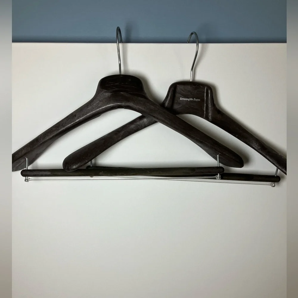 ERMENEGILDO ZEGNA Set of TWO Designer Boutique Composite Heavy Suit Hangers - Picture 3 of 13